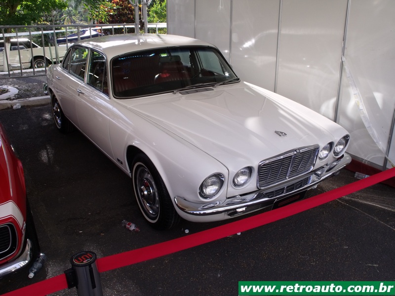 Jaguar XJ/Daimler: O Sedã dos Lordes. Os Carros do país da Rainha Elizabeth II
