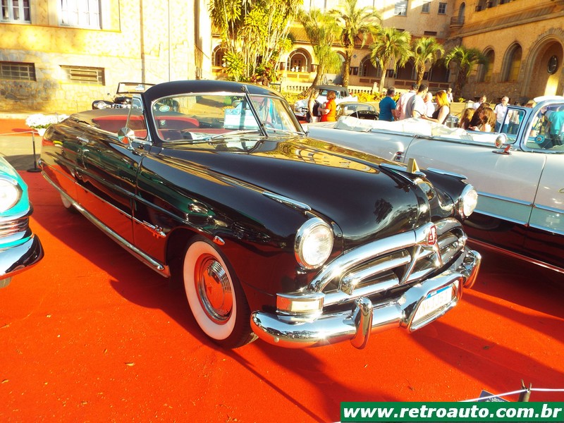 Hudson Hornet: O Fabuloso Seis Cilindros de Detroit