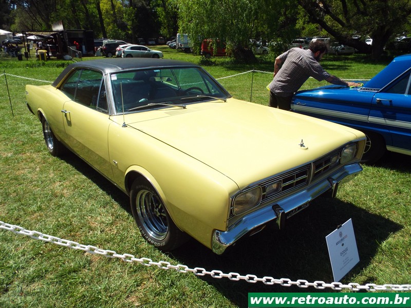 Dodge Coronado e GTX: O Americano dos Pampas