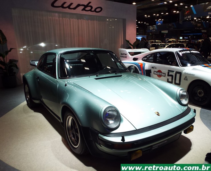 Porsche 911 Turbo: Também conhecido como 930, foi lançado em 1974. Há 50 anos