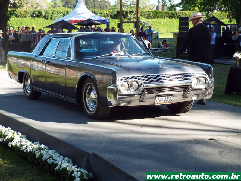 Lincoln Continental Quarta Geração (1961 – 1969) O mais bonito de toda linhagem