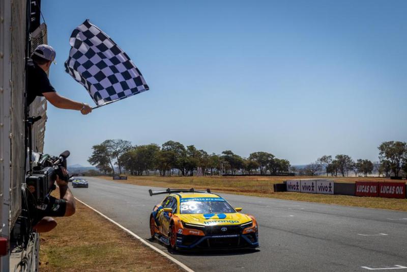 Stock Car Pro Series: Cesar Ramos vence primeira de um Toyota Corolla Cross diante de casa cheia em Curvelo