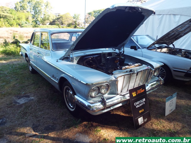 Chrysler: A empresa de Auburn Hills, Michigan, fez 100 anos! Plymouth/Chrysler Valiant V200: O Arrojo no Designer