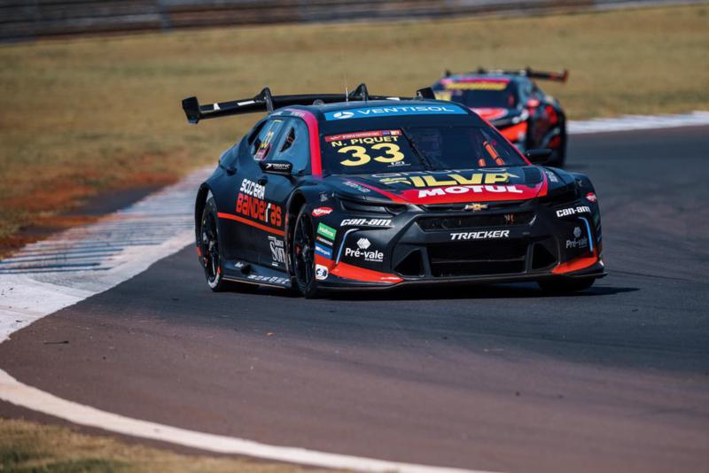 Stock Car Brasil Cascavel 2026: Piquet Jr. vence em Cascavel após ultrapassagem decisiva no Bacião