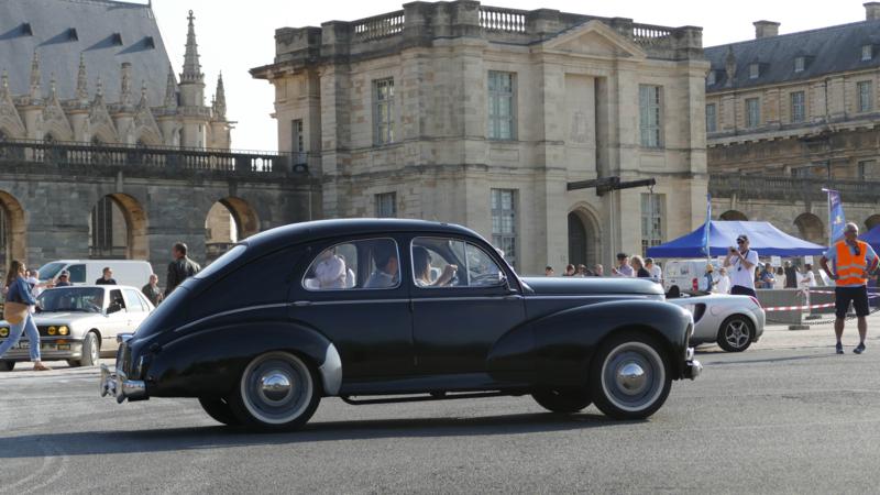 Club Vincennes en Anciennes, VEA – Veículos Europeus Antigos, Travessia de verão em Paris, julho 2026, Retorno ao Castelo